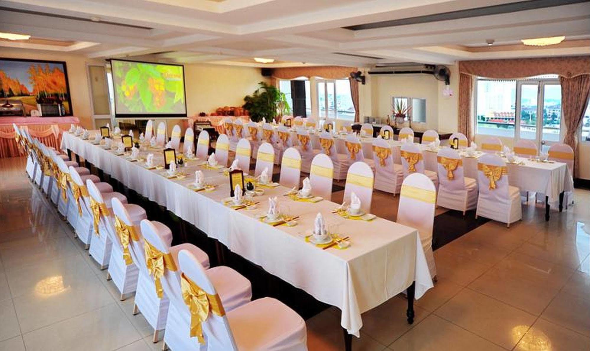 Duy Tan 2 Hotel Hue Exterior photo